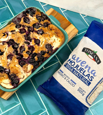 Avena estilo cheesecake de arándanos